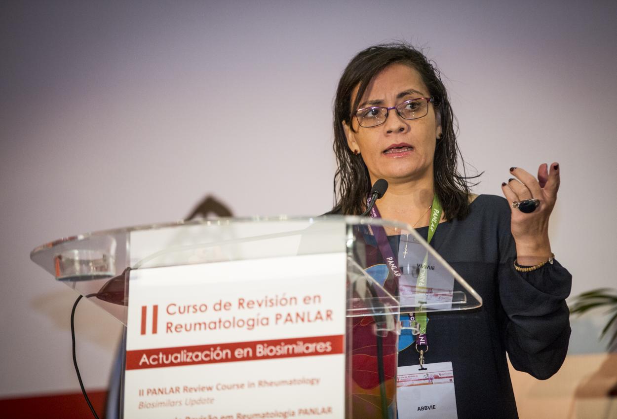 II Curso de revision en reumatologia - En imagenes