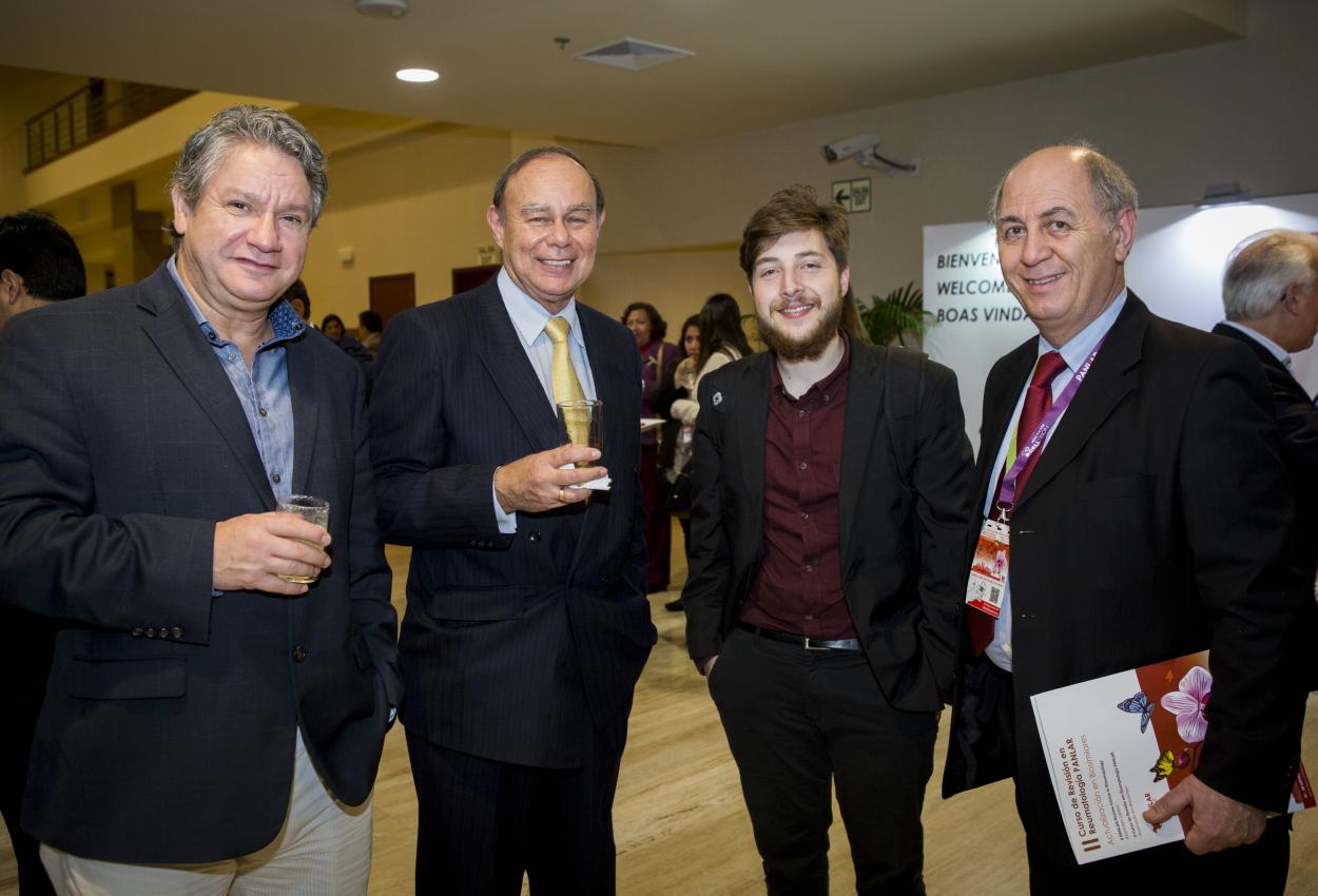 II Curso de revision en reumatologia - En imagenes