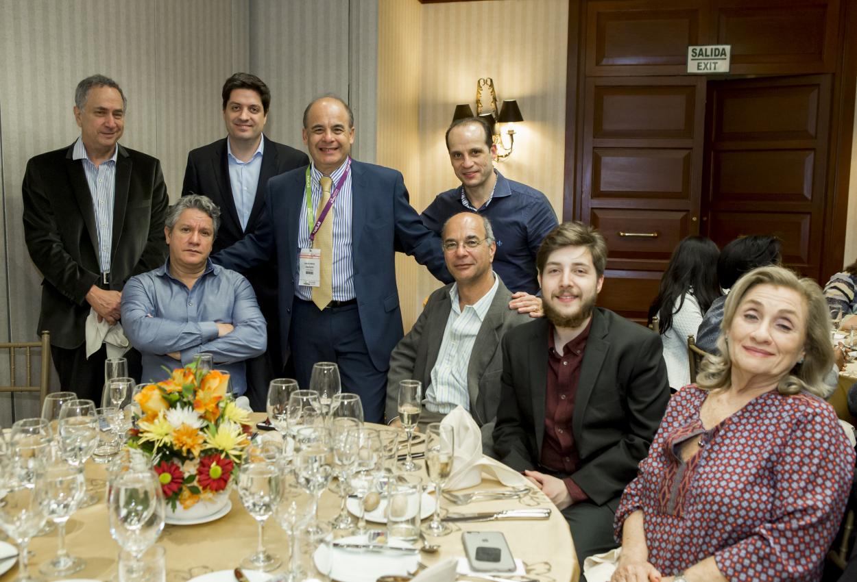 II Curso de revision en reumatologia - En imagenes