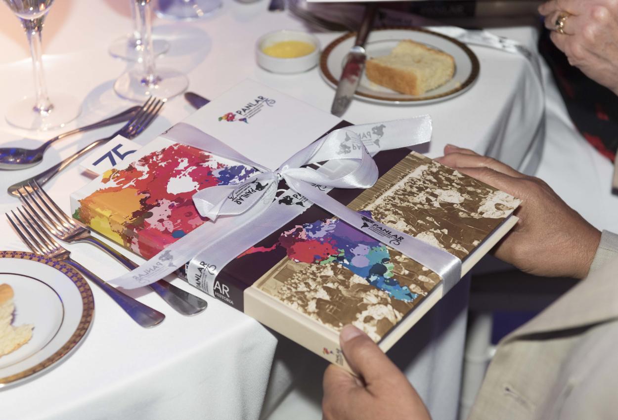 Ceremonia de los 75 a#os de PANLAR 